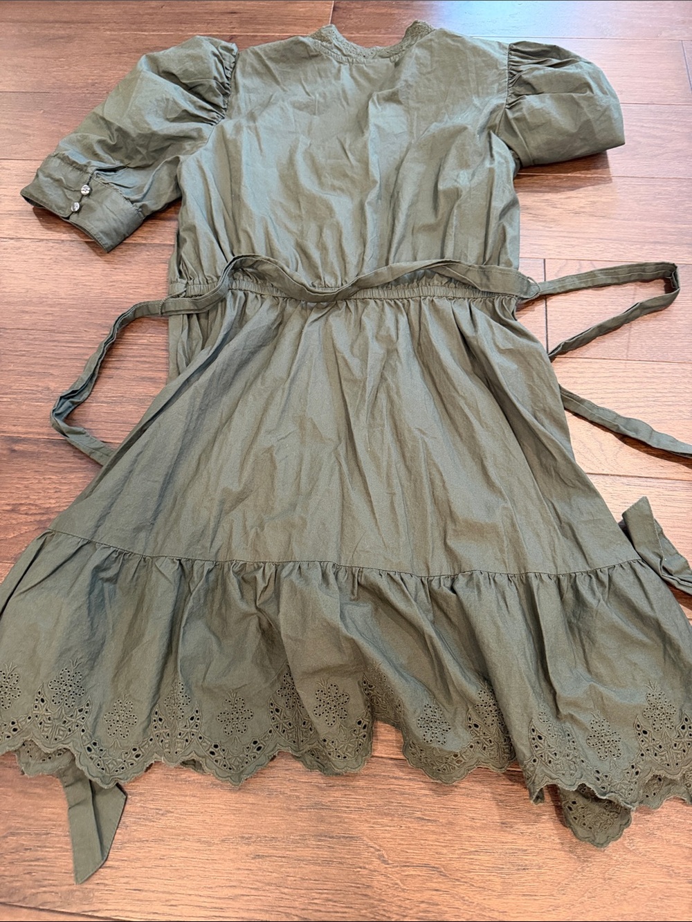 GAP Olive Green Puff Sleeve Eyelet Mini Dress Size Medium - C11-282 - Picture 8 of 9